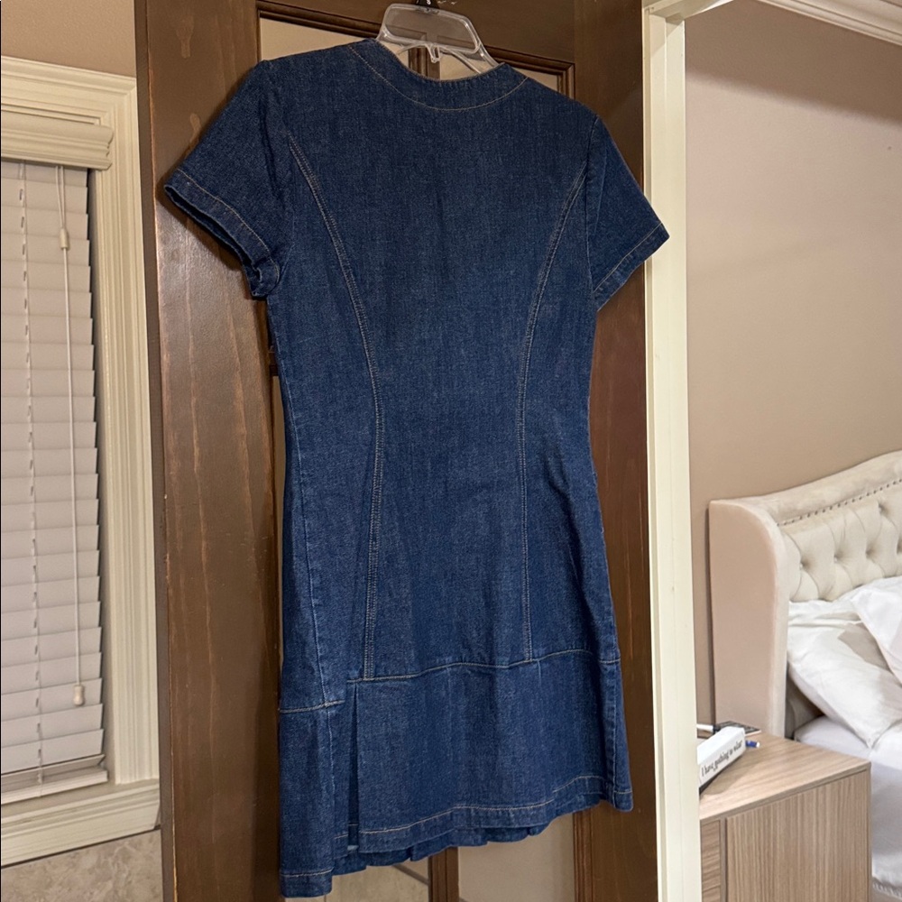 AMANDA UPRICHARD Denim Button-Down Dress NWOT - Picture 2 of 3